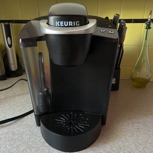 Keurig K-Classic K50 single serve brewing system